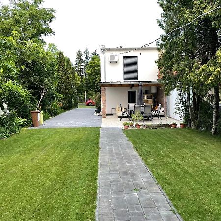 House For 6 Ppl At Lake Balaton Siófok Exterior foto