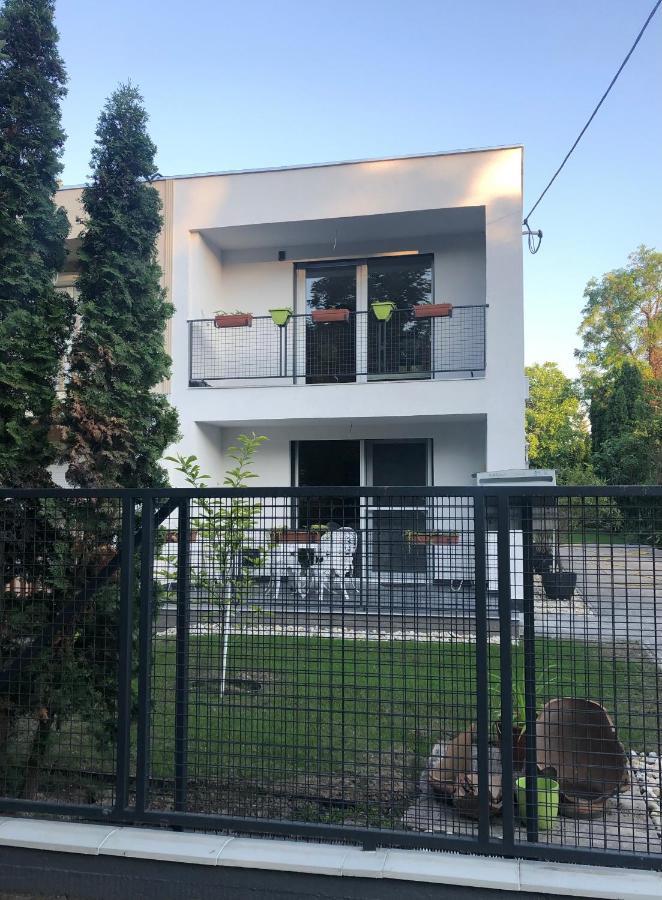 House For 6 Ppl At Lake Balaton Siófok Exterior foto